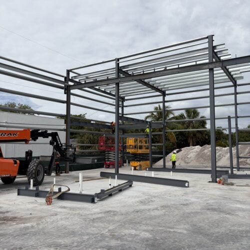 EcoSteel pemb structure installation in Boca Raton, Florida.