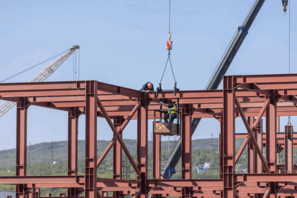 Considerations for Choosing Between Steel and Wood Framing
