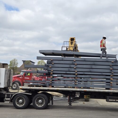Offloading of Saint Charles, Illinois Entertainment venue prefab steel.