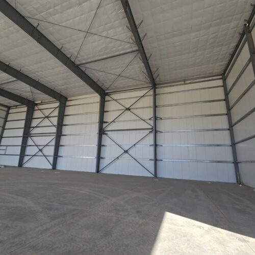 Large storage metal building for Uhaul.